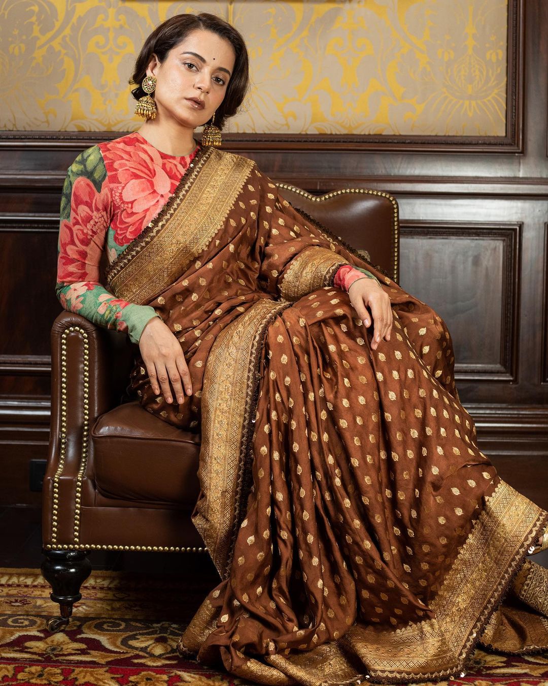 Kangana Ranaut Looks Regal Promoting Thalaivii In Gorgeous Sarees, See Her Mesmerising Photos