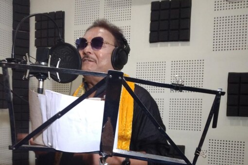 Mitra's "Oh Lovely" rendition had been a huge hit before the recently-concluded assembly elections. (News18)