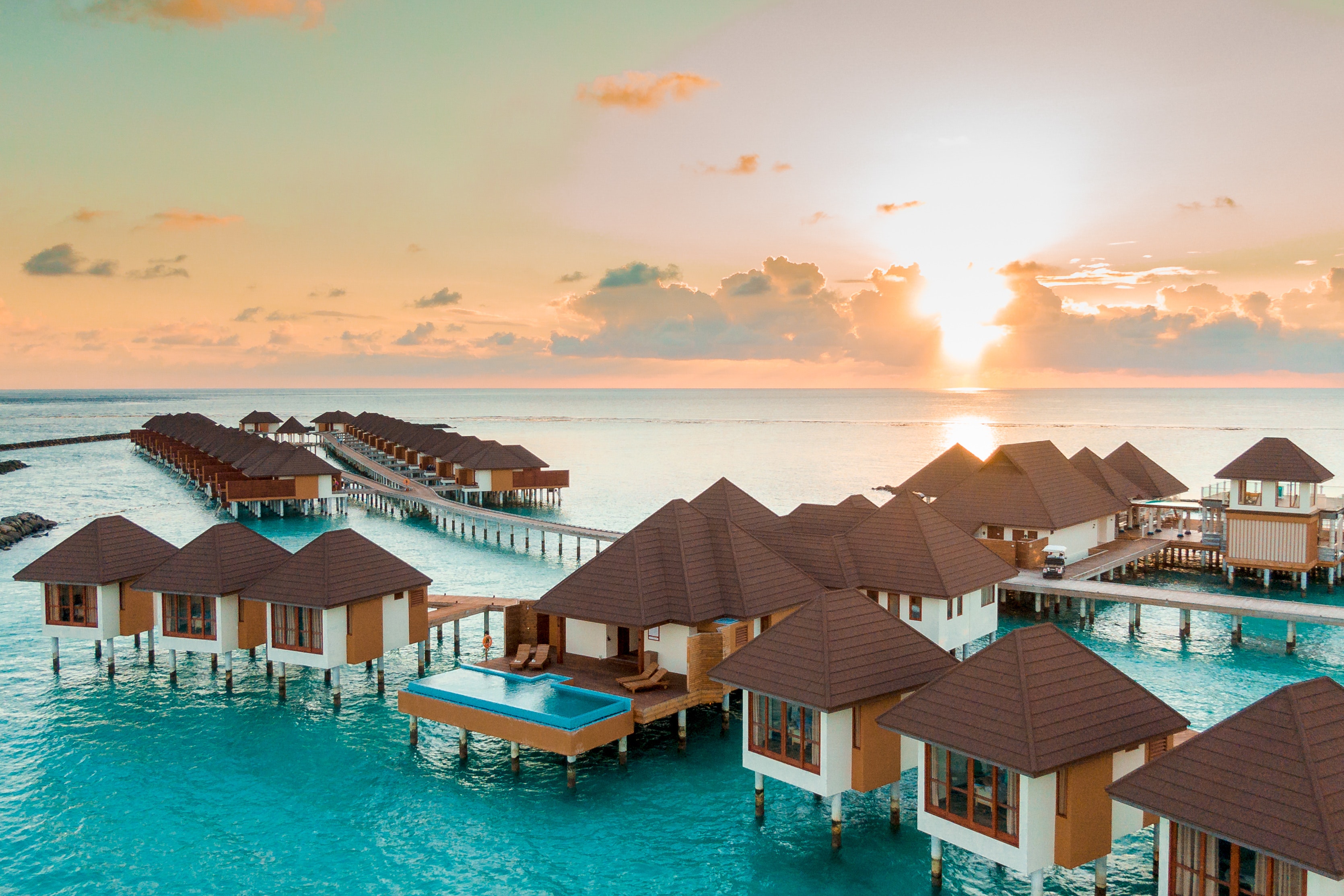 maldives tourist resorts