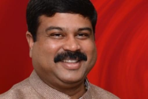 Union Education Minister to hold meeting with vice-chancellors of 45 universities