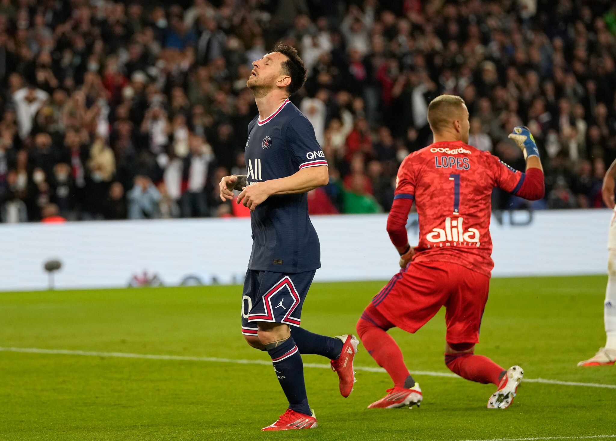 Lionel Messi Makes Home Debut In Ligue 1 For Psg See Pics News18 7345