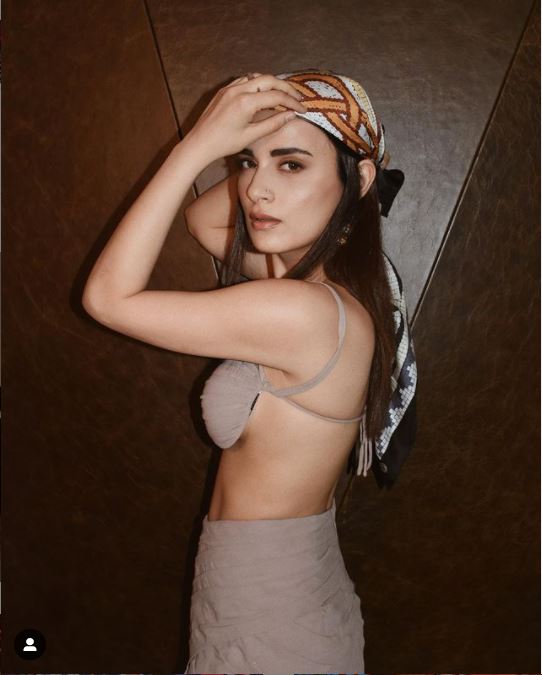 Radhika Madan Oozes Sexiness In Nude Bralette And Draped Skirt, Check Out  Her Sensuous Pictures - News18
