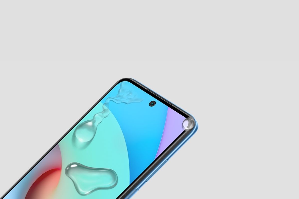 Under the hood, it carries a MediaTek Helio G88 SoC paired with up to 6GB of LPDDR4x RAM and up to 128GB of internal storage. The phone supports dual-SIM cards and runs on Android 11-based MIUI 12.5 out-of-the-box. 