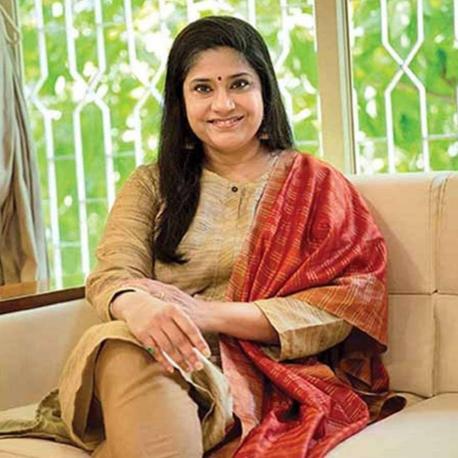 Renuka Shahane to Host Crime Patrol Satark: Gumraah Bachpan