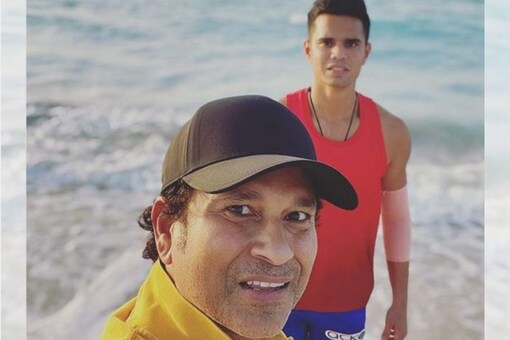 Sachin and Arjun enjoying at the beach (Instagram Photo)