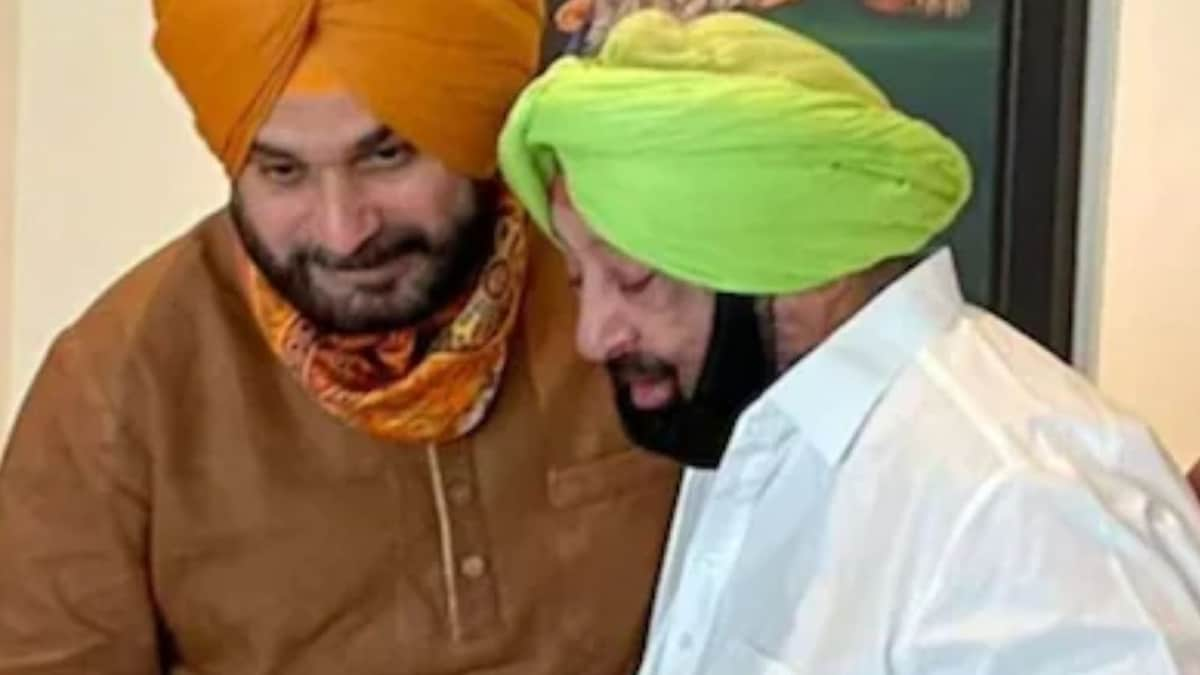 ‘Told You So, He Isn’t Stable’: Amarinder’s Cutting Barb at Sidhu After He Quit as Punjab Cong Chief