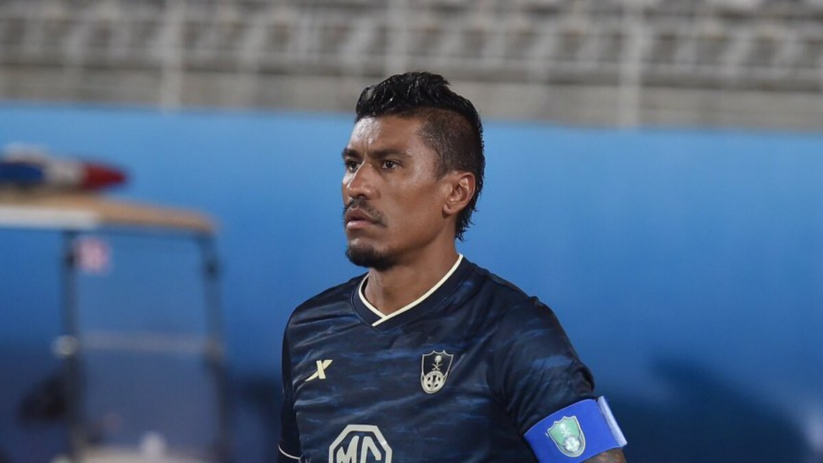 Paulinho Leaves Al Ahli by Mutual Consent Due to Emergency Circumstances