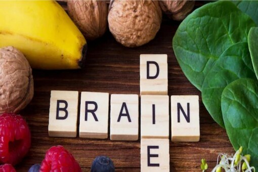 Caffeine content present in it, helps a person feel alert and also improves memory. Caffeine content present in it, helps a person feel alert and also improves memory.