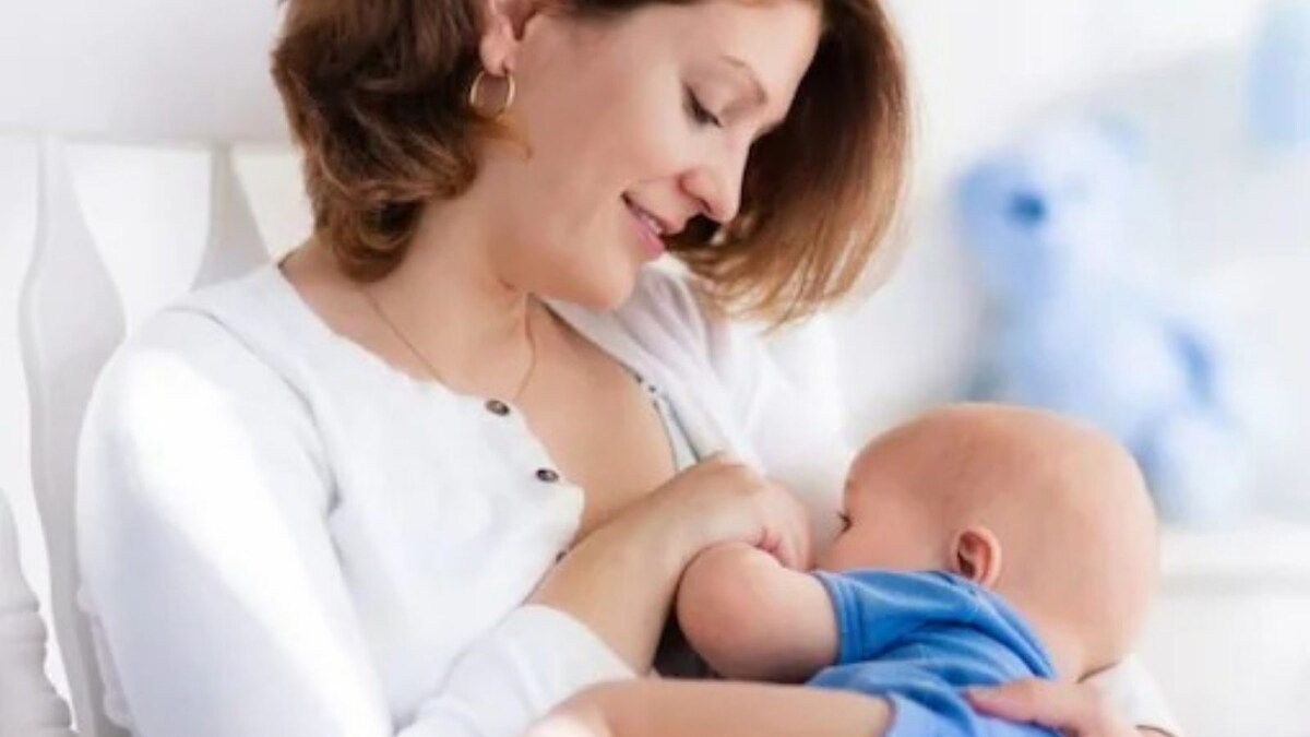 4 Ways You Can Provide Breastmilk to Your Baby After Returning to Work