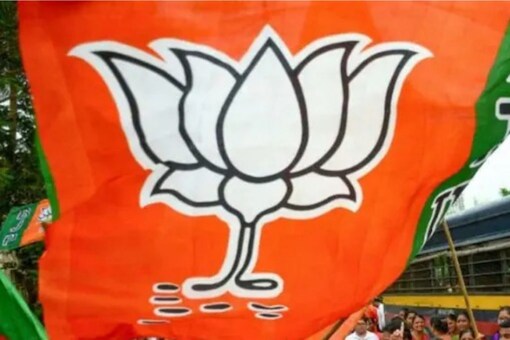 BJP's West Bengal unit president Sukanta Majumdar and his predecessor Dilip Ghosh have decided to tour various districts of the state and chair joint organisational meetings under the banner of ‘Jansampark Abhiyan’. Representational pic