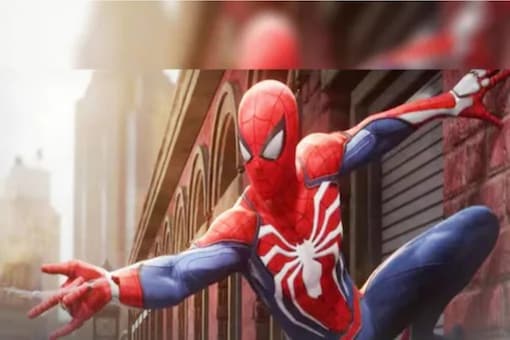 Real-life Spiderman': UK Man Forgets Keys, Scales 12 Storeys to Reach  Apartment
