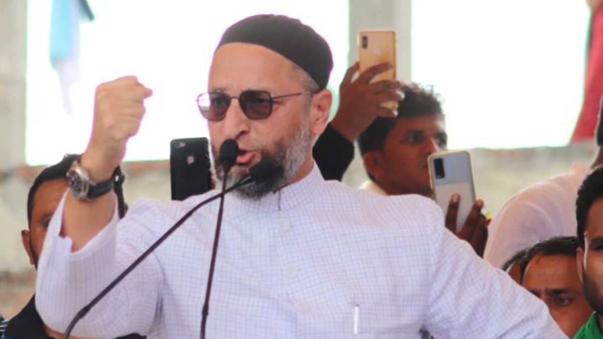 Those Behind Mahatma Gandhi's Assassination Opened Fire at Me: Owaisi