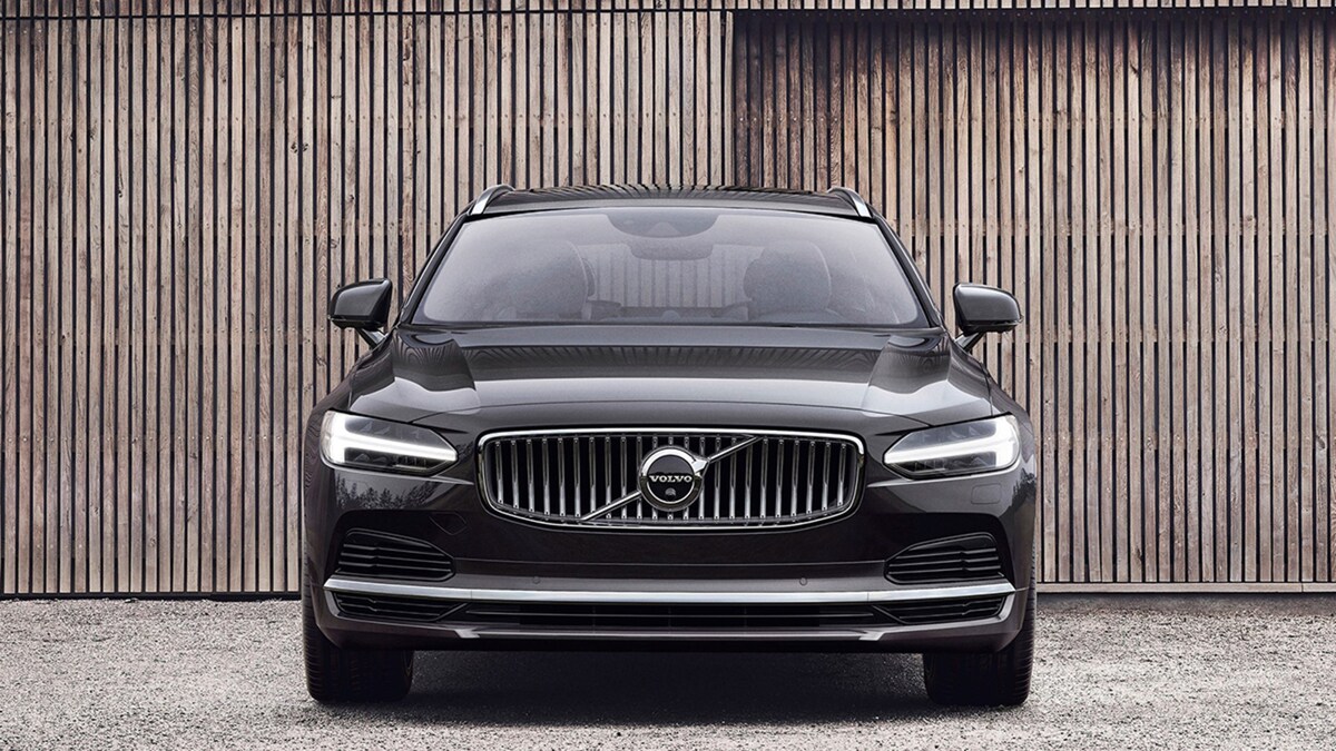 Volvo Halts All Production and Sales in Russia Due to Sanctions