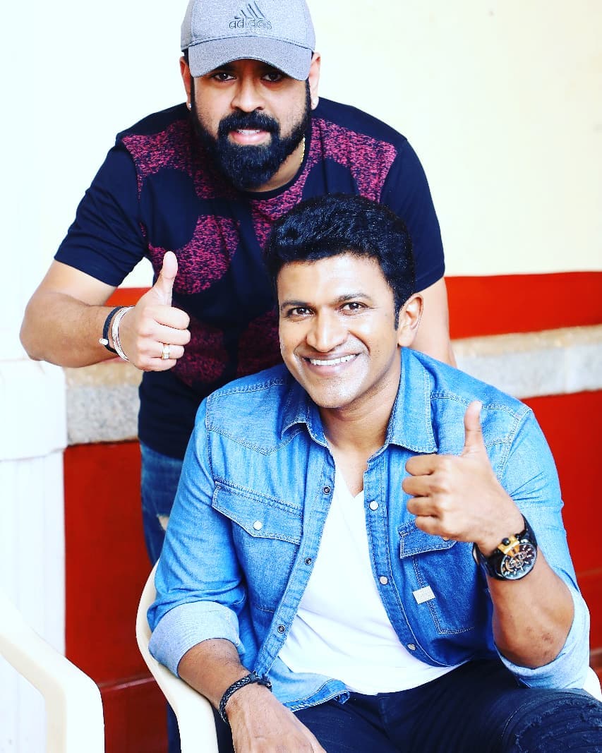 Puneeth Rajkumar Was Quite A Popular Face On Social Media, Take A Look ...