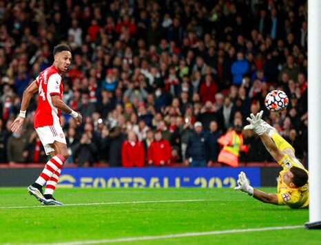 Arsenal Beats Aston Villa 3-1 In Premier League
