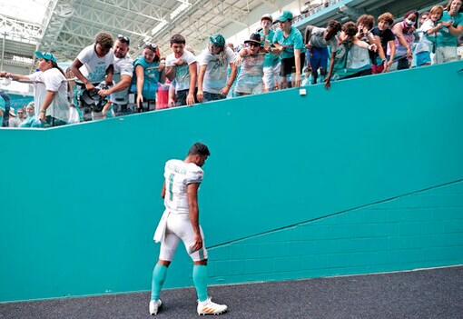 Not Getting Their Kicks: Dolphins Keep Losing On Walk-offs
