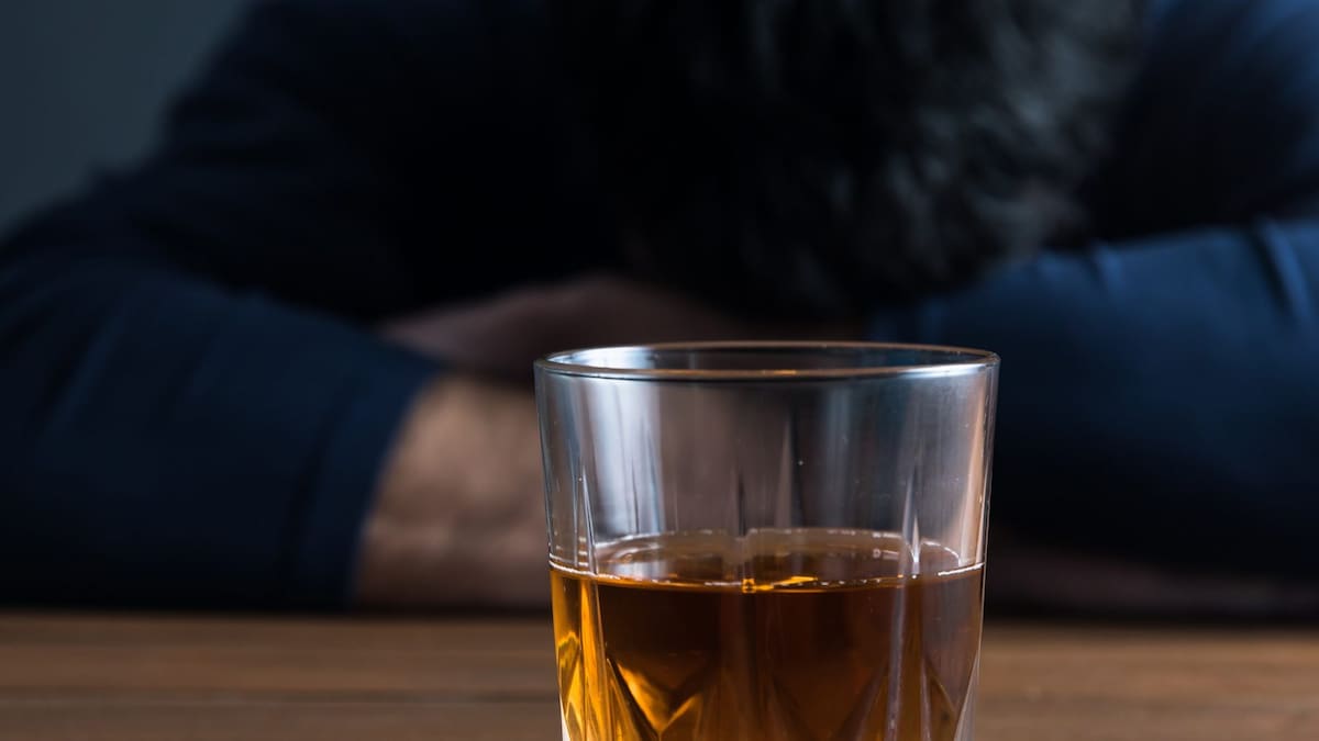 These are Early Signs of Liver Damage From Excessive Alcohol Consumption