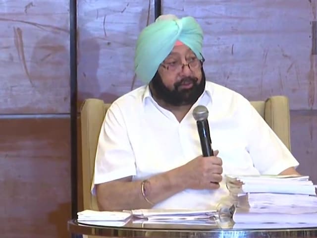 The former Punjab CM said considering that many Congress MLAs whom Sidhu had led in rebellion against him had direct or indirect interest or share in the state's sand mafia, the ex-cricketer' president's credentials in the matter are patently dubious. (ANI file pic)