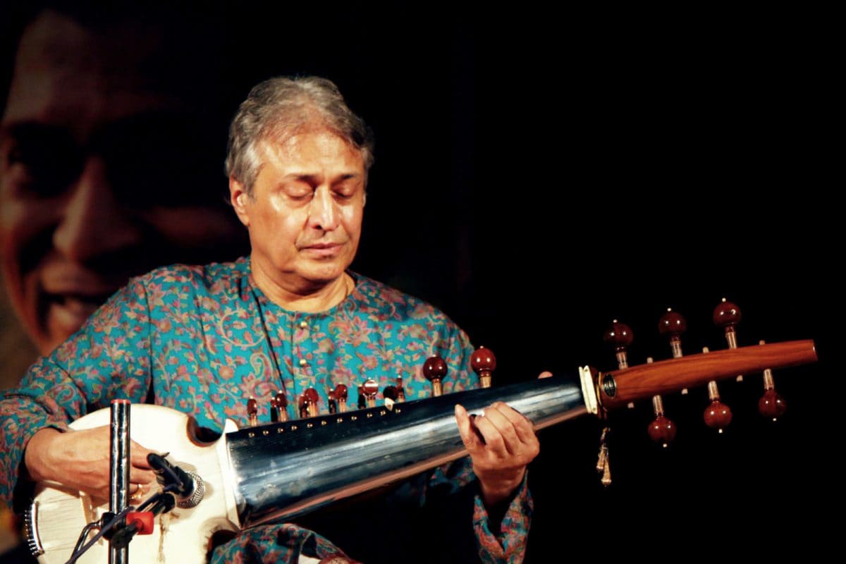 Latest News of sarod player TrendDekho