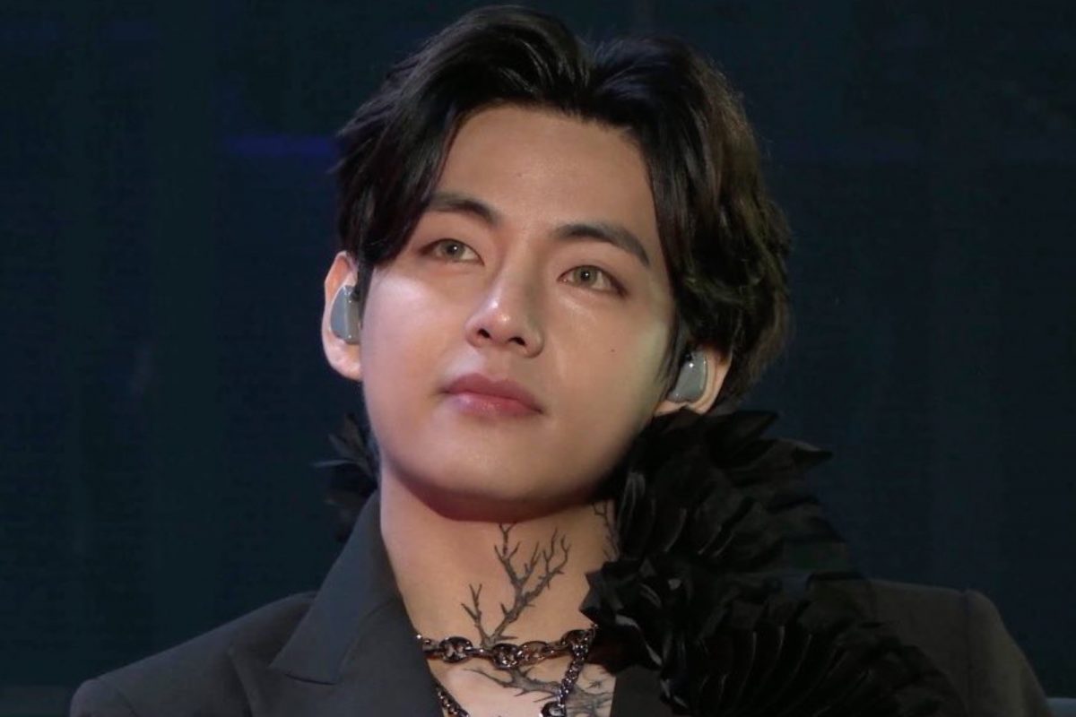 BTS' Kim Taehyung aka V Tests Positive for Covid-19; ARMY Wishes ...