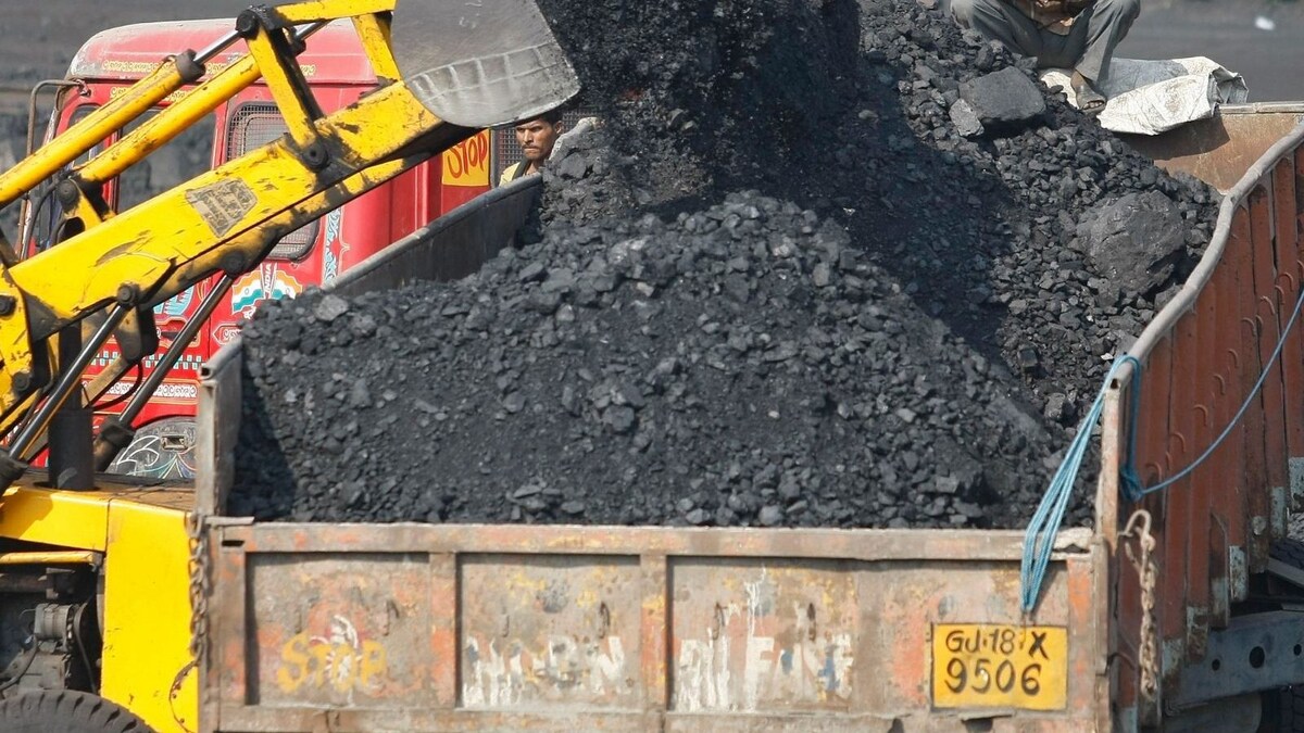 'No Reason to Panic': After Meeting PM Modi, Coal Min Says 'Govt Replenishing Stock'