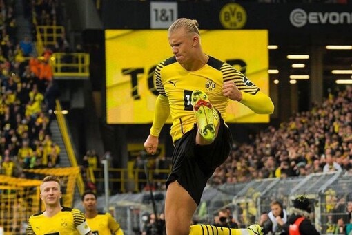 Borussia Dortmund Striker Erling Haaland Out With Hip Muscle Injury Borussia Dortmund Striker Erling Haaland Out With Hip Muscle Injury