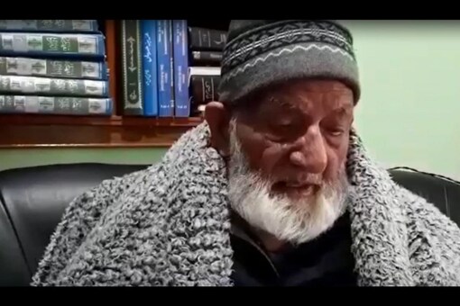A screen grab from SAS Geelani's video on his successor. (News18)