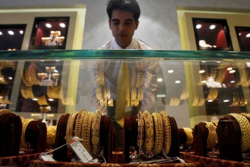 Gold price in India rose on Monday