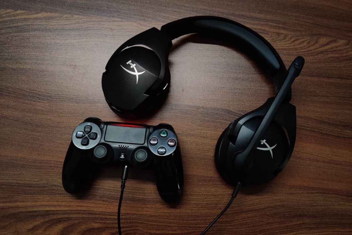 Mid-range gaming headphones that get the job done just right Mid-range gaming headphones that get the job done just right