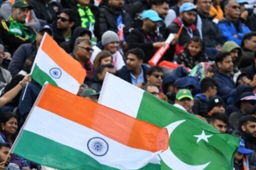 India vs Pakistan Live Streaming of ICC T20 World Cup 2021 Match: Here you can get all the details as to When, Where and How you to watch the ICC T20 World Cup 2021 Match 16.  