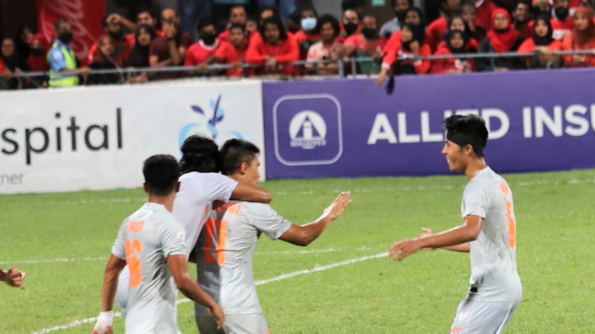 Sunil Chhetri Brace Helps India Beat Maldives to Reach SAFF ...