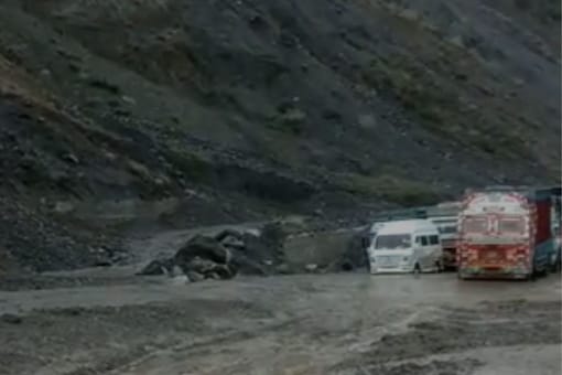 Jammu-Srinagar national highway is the only all-weather road linking Kashmir with the rest of the country. (Image: News18/video grab)
