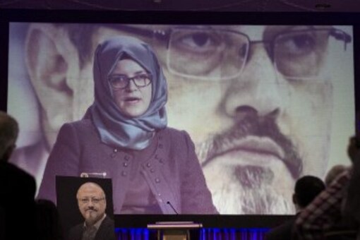 Saudi dissident Jamal Khashoggi's widow Hatice Cengiz traveled to Washington for a demonstration outside the Saudi embassy and ana vigil near the US Capitol. (AFP) 