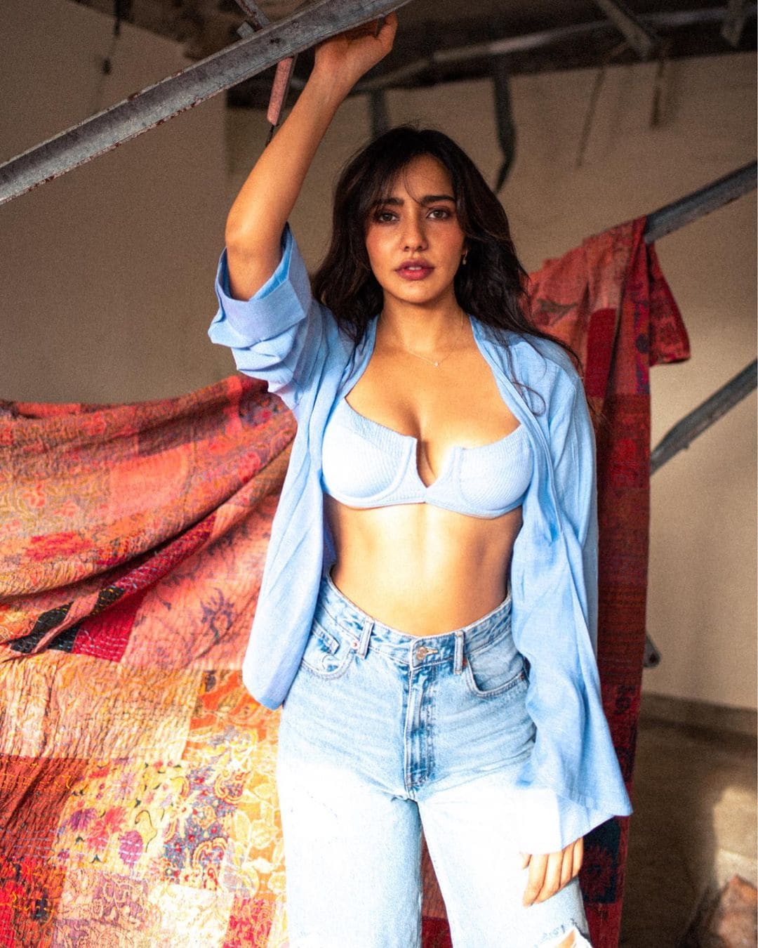 Neha Sharma Sets Internet Ablaze As Diva Flaunts Her Cleavage In Sexy Blue  Bra, See Pics - News18