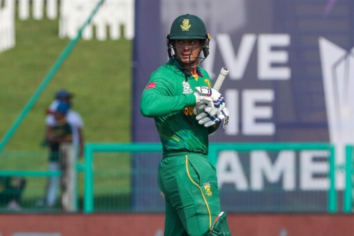 Quinton de Kock was dismissed for just 7. (AP Image)