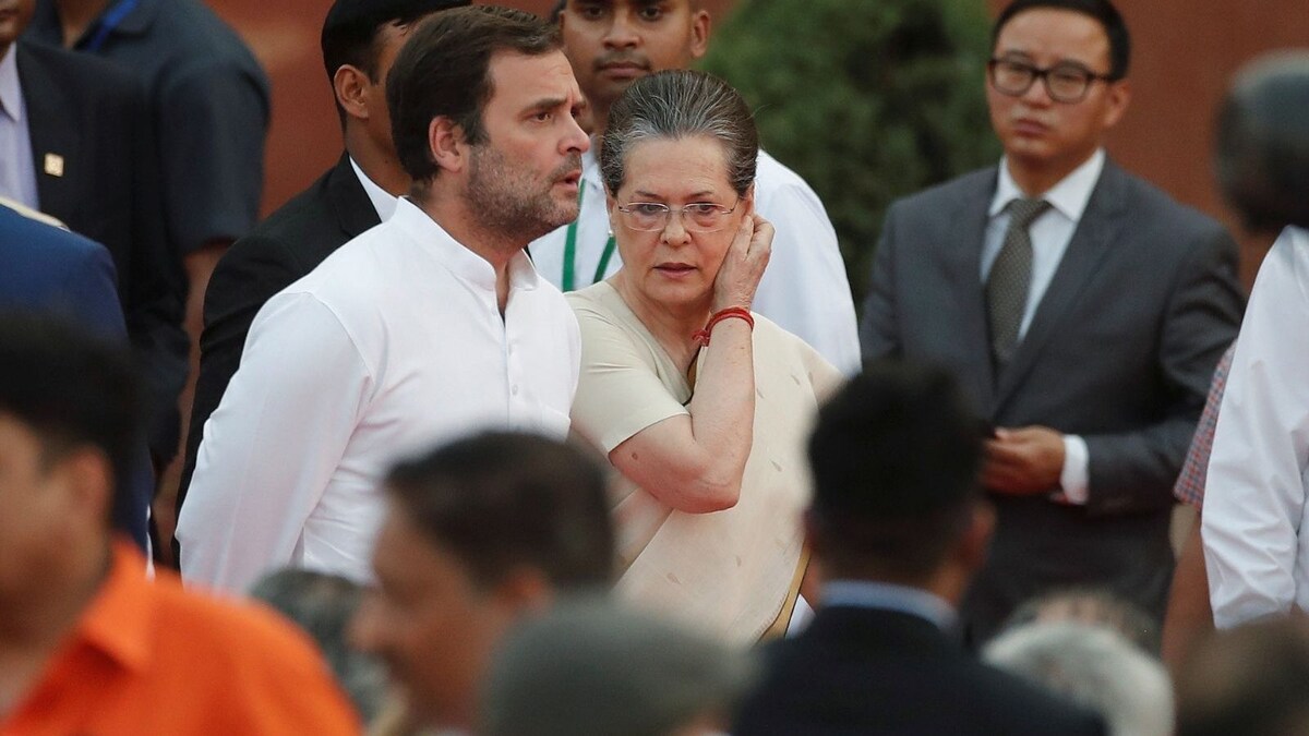 Need for Discipline in Congress, Strengthening Party Must Override Personal Ambitions: Sonia Gandhi to Top Leaders