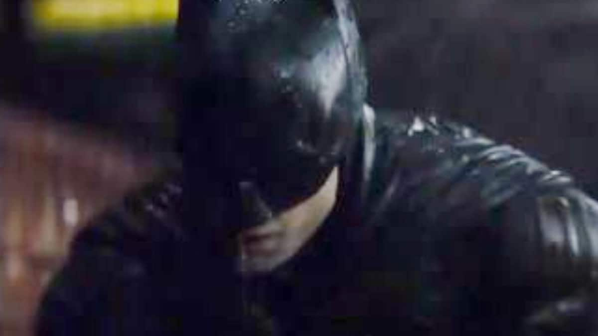 Robert Pattinson is a Tortured Cape Crusader in 'The Batman' Trailer