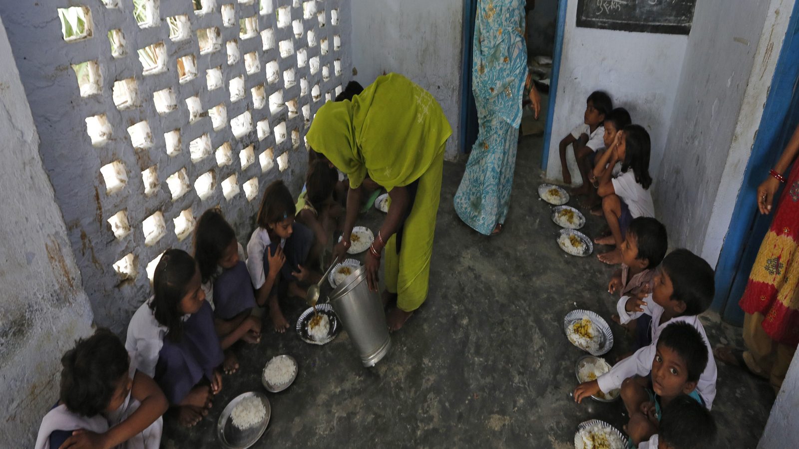 IISC to Set up Research Lab to Study Child Food Security, Aims to End Classroom Hunger