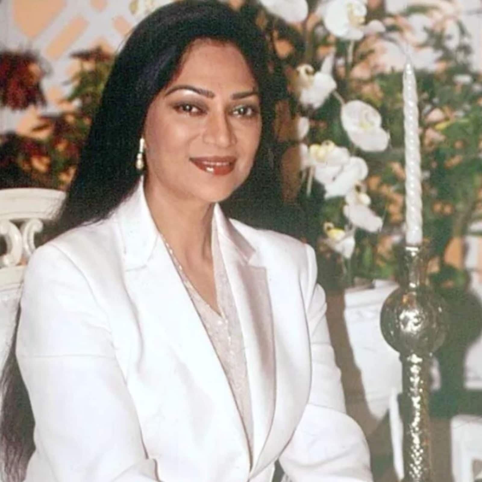 Simi Garewal Responds To Trolls After Being Criticised For Sharing ...