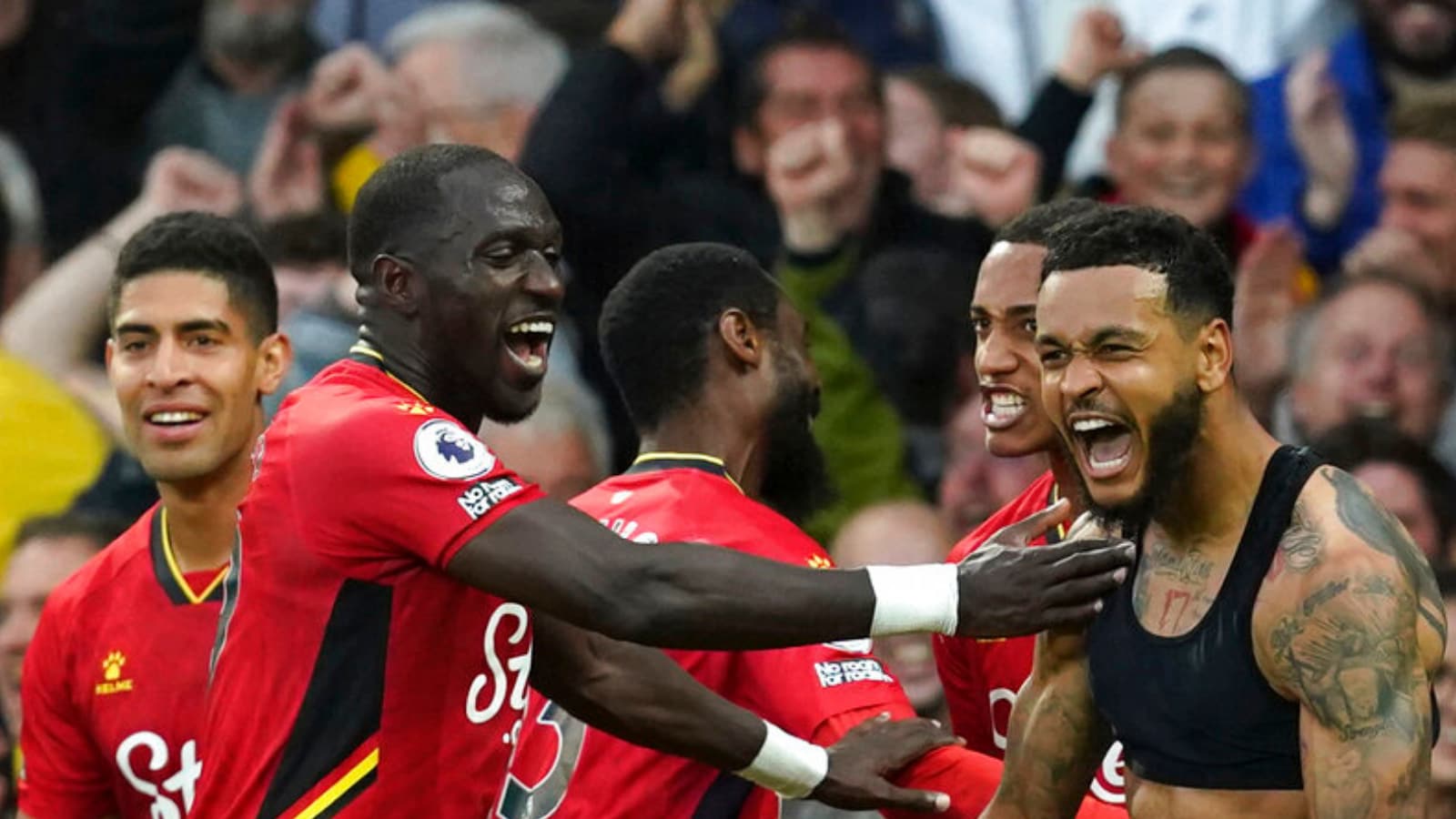 Watford’s Joshua King Stuns Everton with Hat-trick in 5-2 Comeback Win!