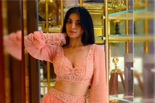 Mahima Makwana has featured in popular daily soap Balika vadhu