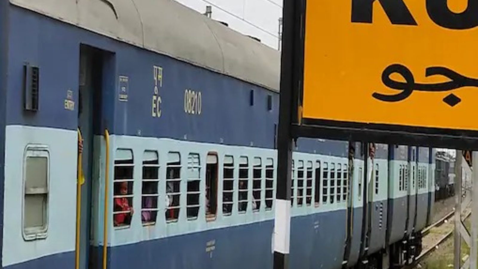 Indian Railways Likely to Turn General Coaches into AC Compartments