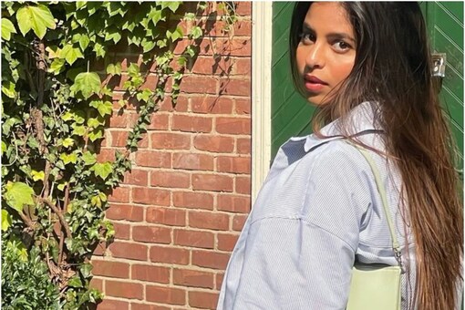 Will Suhana Khan be joining her family in the first week of Nov?