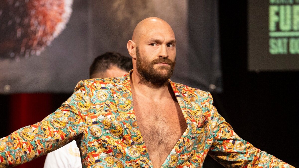 Tyson Fury, Doentay Wilder Kept Apart After Sparks Fly at Press Conference