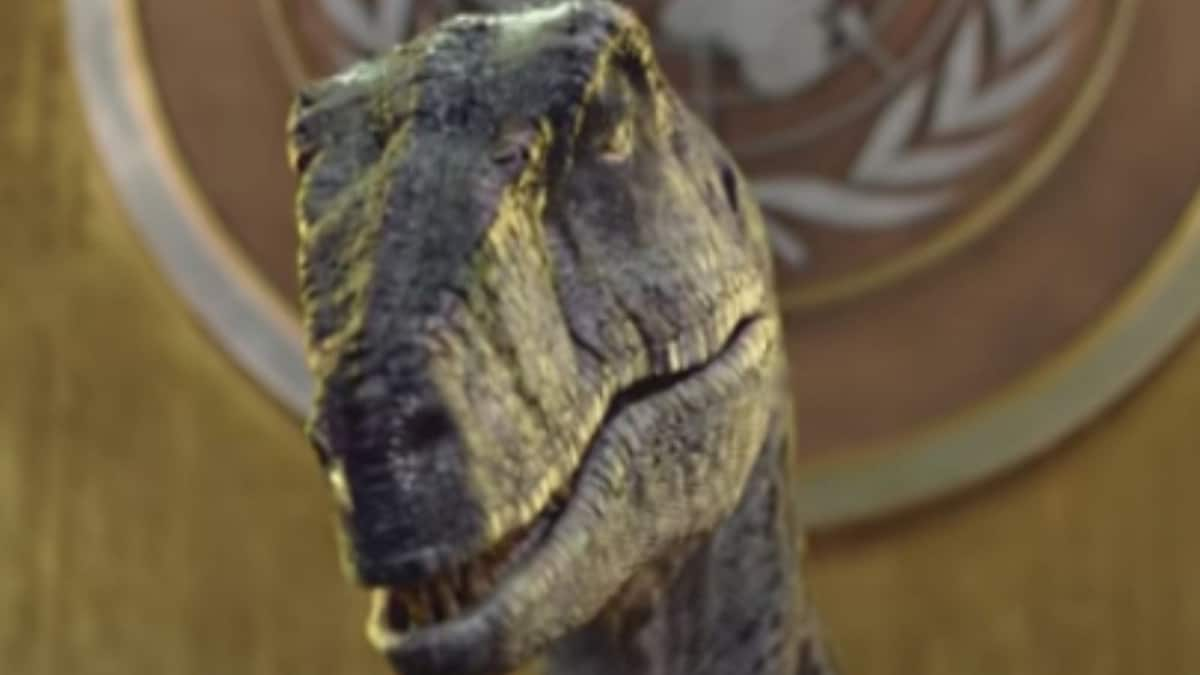 Dinosaur Takes to UN General Assembly Podium to Tell World Leaders: 'Don't Choose Extinction'