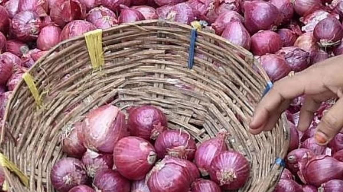 Onions at Rs 39/kg, Tomatoes at Rs 45: Fuel Price Hike Dulls Festive Cheer as Vegetable Rates Soar