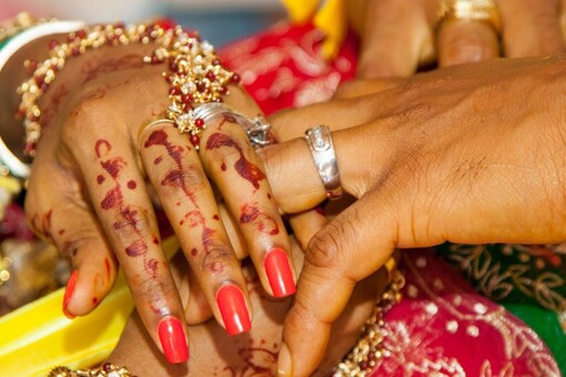 The clip shows a Kashmiri couple making 'roti' together as part of the post-wedding ritual. (Image for representation)