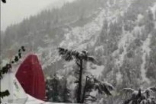 India Meteorological Department issued a red alert for Uttarakhand after heavy rain and snowfall. (Image: Twitter/Prasar Bharati News Services)
