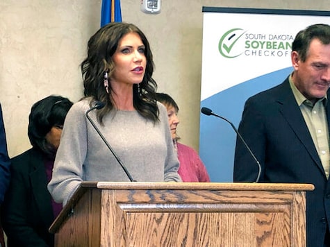 Noem Contradicts Labor Secretary On Meeting With Daughter