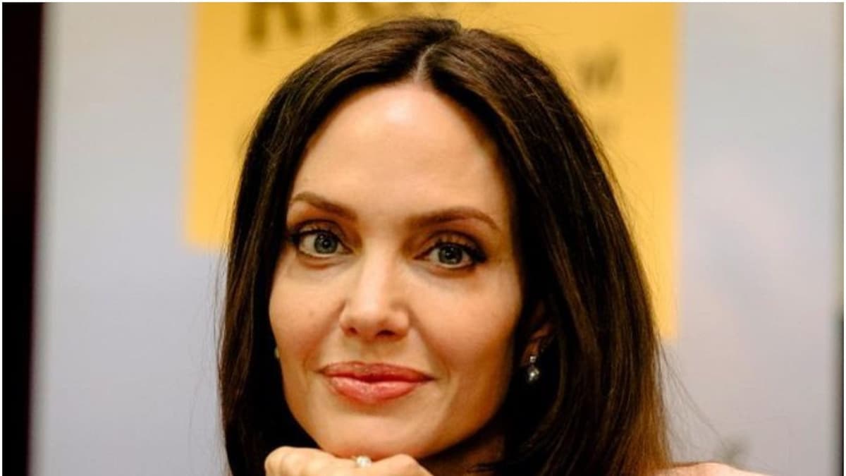 Angelina Jolie Proud Of Marvel For Refusing To Censor Same Sex Intimacy Scenes From Eternals